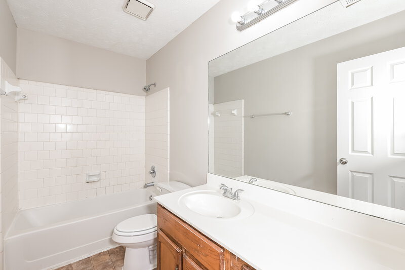 2,870/Mo, 3041 Savannah Bay Court Snellville, GA 30078 Bathroom View