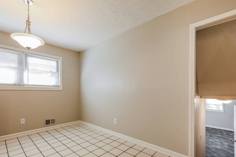 1,810/Mo, 8368 Dundy Court Jonesboro, GA 30238 Dining Room View