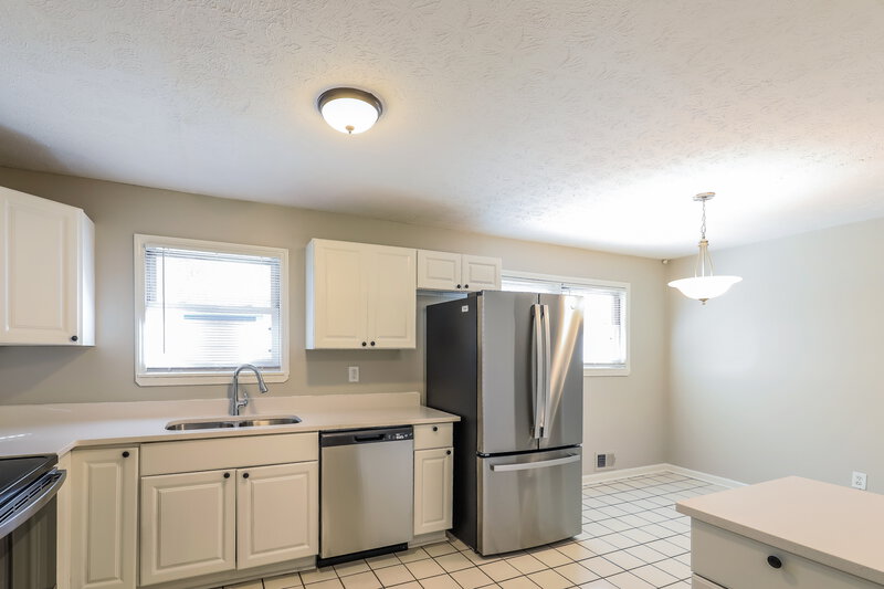 1,810/Mo, 8368 Dundy Court Jonesboro, GA 30238 Kitchen View