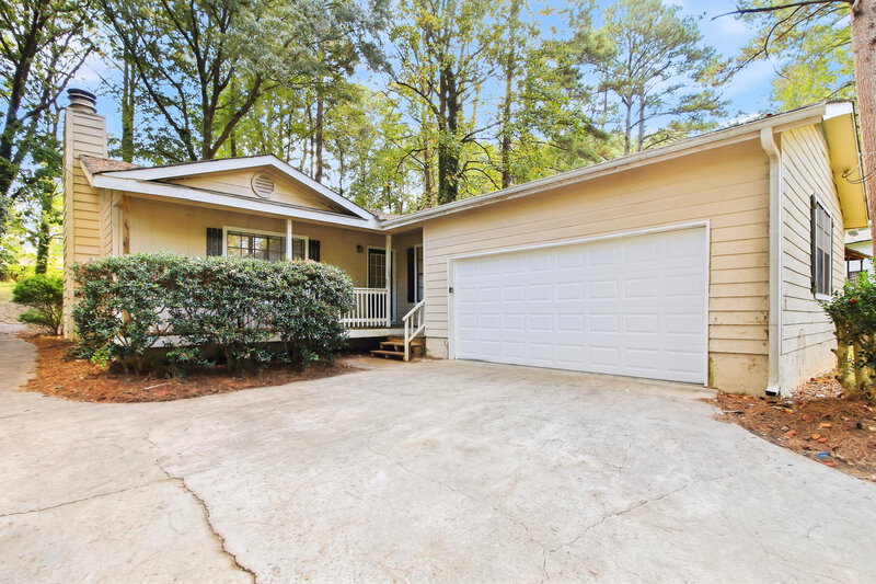 3 Bedroom House – 6908 Cedar Hill Court, Riverdale, GA 30296