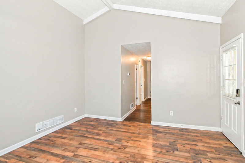 1,665/Mo, 6908 Cedar Hill Court Riverdale, GA 30296 Foyer View