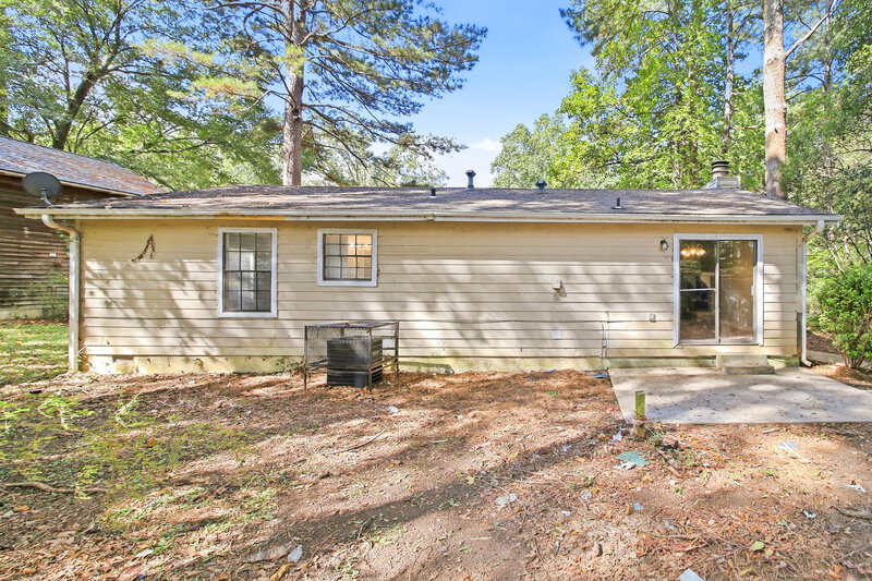 1,665/Mo, 6908 Cedar Hill Court Riverdale, GA 30296 Rear View 2