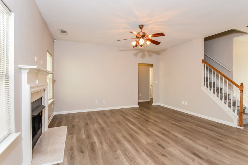 2,315/Mo, 250 Alamosa Path SW Atlanta, GA 30349 Living Room View