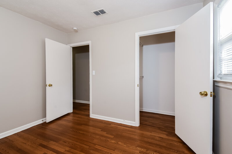 2,300/Mo, 4355 Donegal Circle Lithia Springs, GA 30122 Main Bedroom View 2