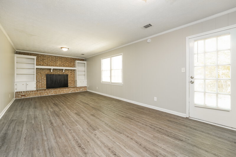 2,195/Mo, 3316 Concord Corner Conyers, GA 30013 Family Room View