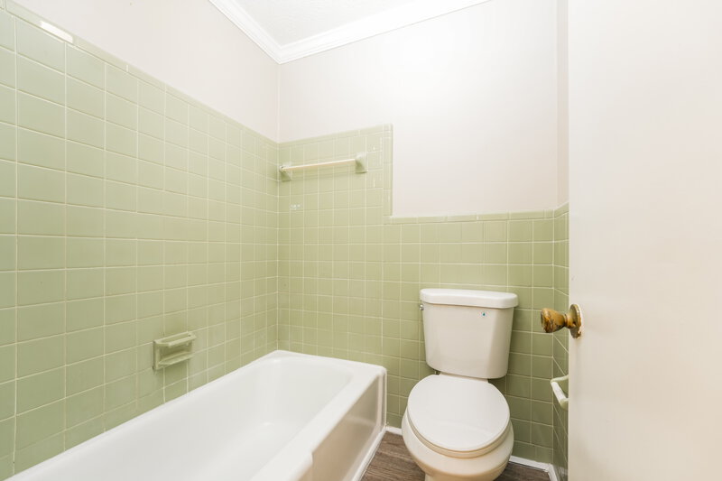 2,195/Mo, 3316 Concord Corner Conyers, GA 30013 Main Bathroom View 2