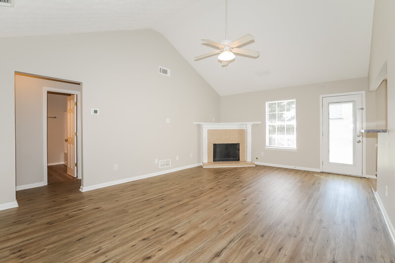 2,090/Mo, 4269 Ridgeside Terrace Snellville, GA 30039 Living Room View
