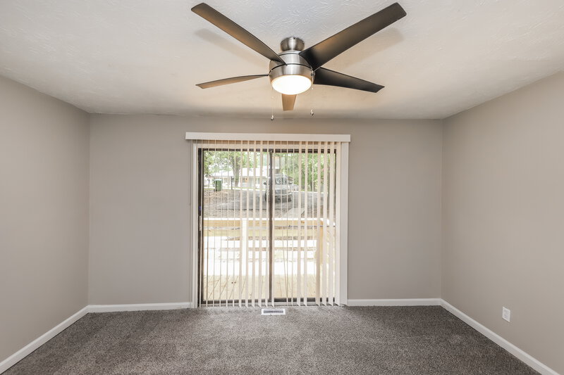 1,490/Mo, 6125 Venetian Way Mableton, GA 30126 Main Bedroom View