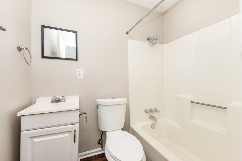 1,490/Mo, 6125 Venetian Way Mableton, GA 30126 Bathroom View