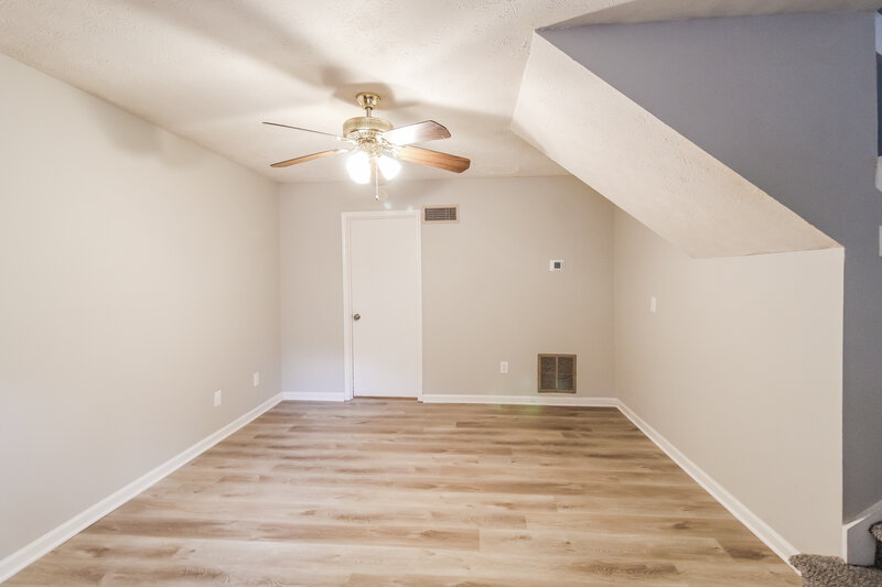 2,370/Mo, 5545 Rock Springs Road Lithonia, GA 30038 Living Room View 2