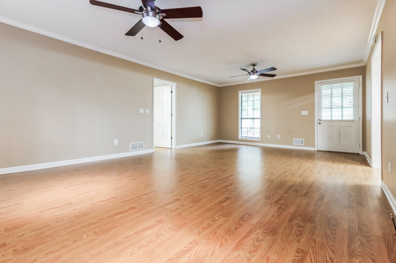 1,890/Mo, 600 Sherry Lane Loganville, GA 30052 Living Room View 2