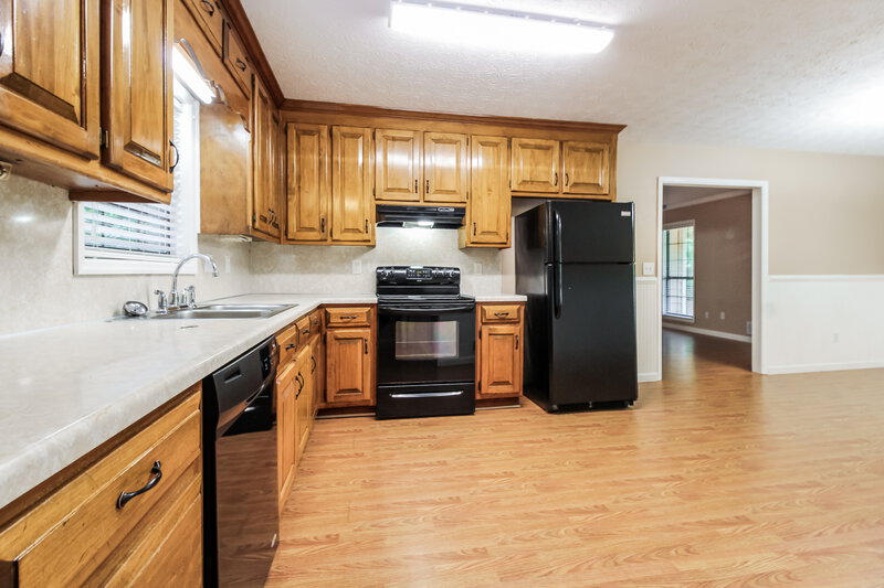 1,890/Mo, 600 Sherry Lane Loganville, GA 30052 Kitchen View 2