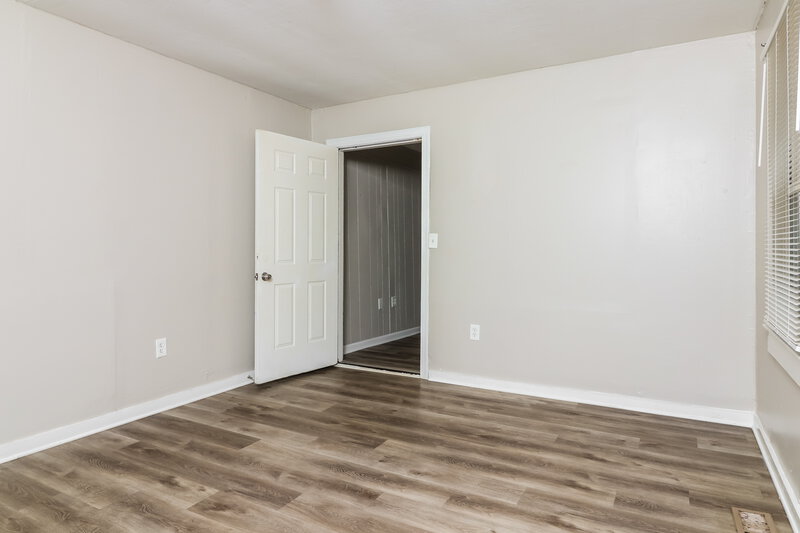 1,575/Mo, 5578 Owens Dr Austell, GA 30106 Living Room View 2