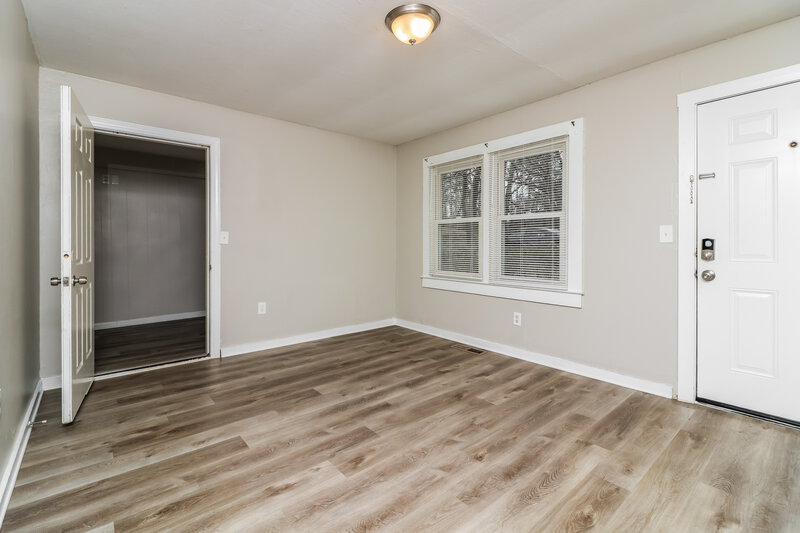 1,575/Mo, 5578 Owens Dr Austell, GA 30106 Living Room View 3