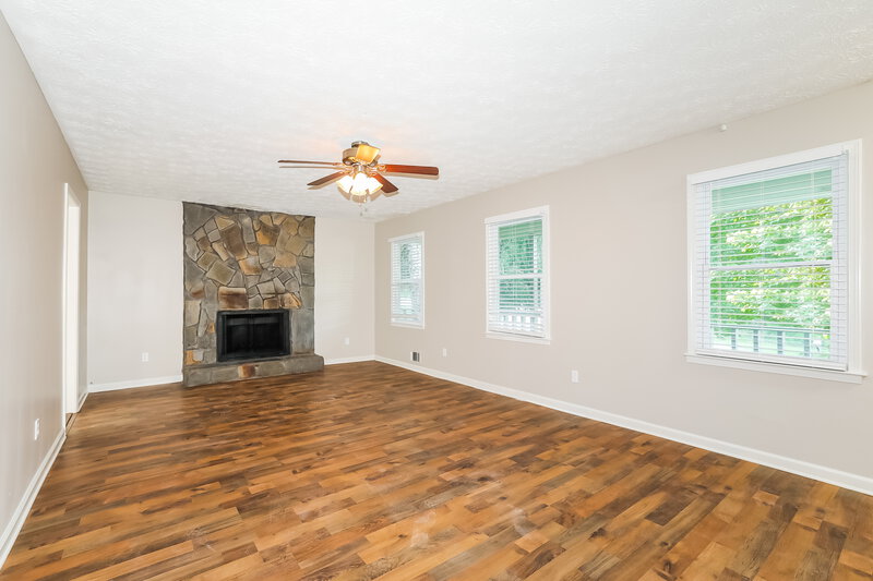 1,860/Mo, 3872 Cloudland Drive Snellville, GA 30039 Living Room View