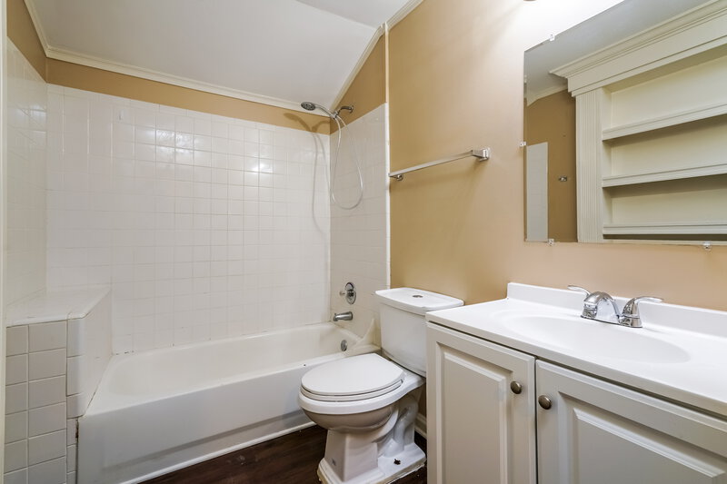 1,505/Mo, 1075 Nebo Road Dallas, GA 30157 Bathroom View