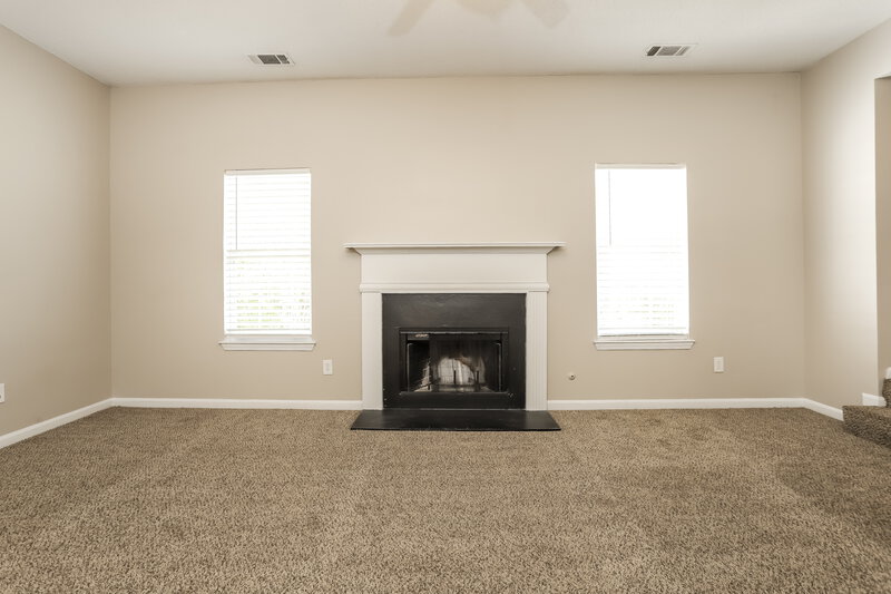 3,350/Mo, 4779 Snap Creek Lane Decatur, GA 30035 Living Room View