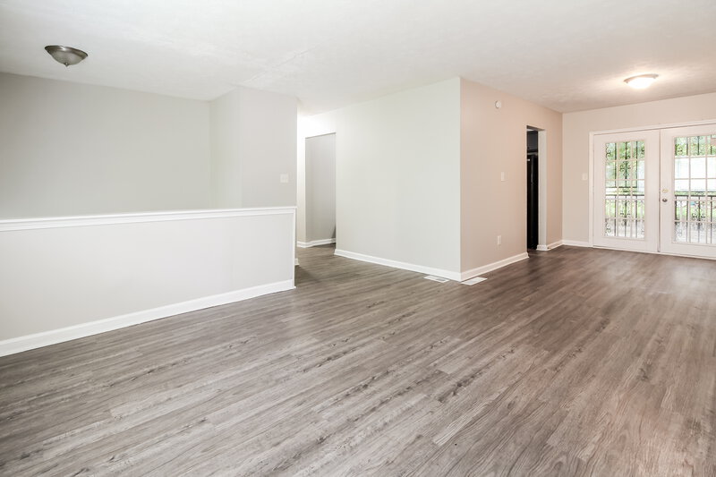 2,550/Mo, 1597 Raven Valley Road Decatur, GA 30035 Living Room View