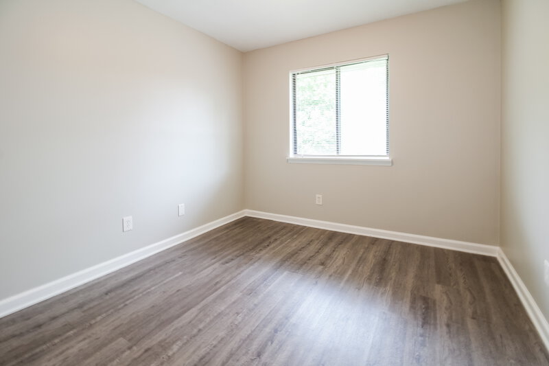 2,550/Mo, 1597 Raven Valley Road Decatur, GA 30035 Bedroom View 2
