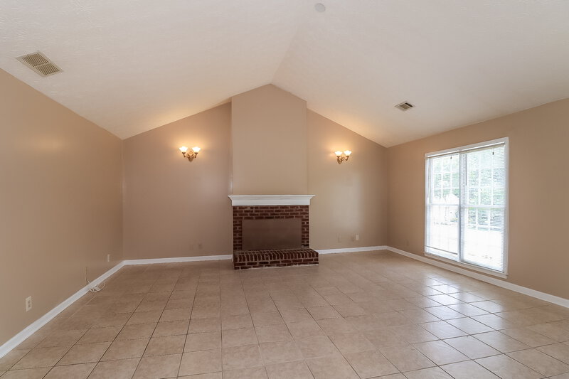 1,985/Mo, 3935 Willowmeade Drive Snellville, GA 30039 Living Room View 2
