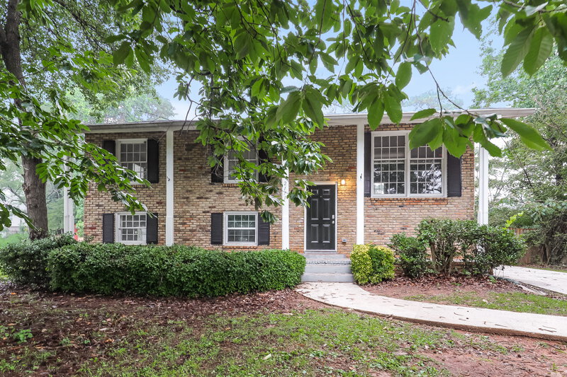 2,050/Mo, 2171 Rochelle Way College Park, GA 30349 External View