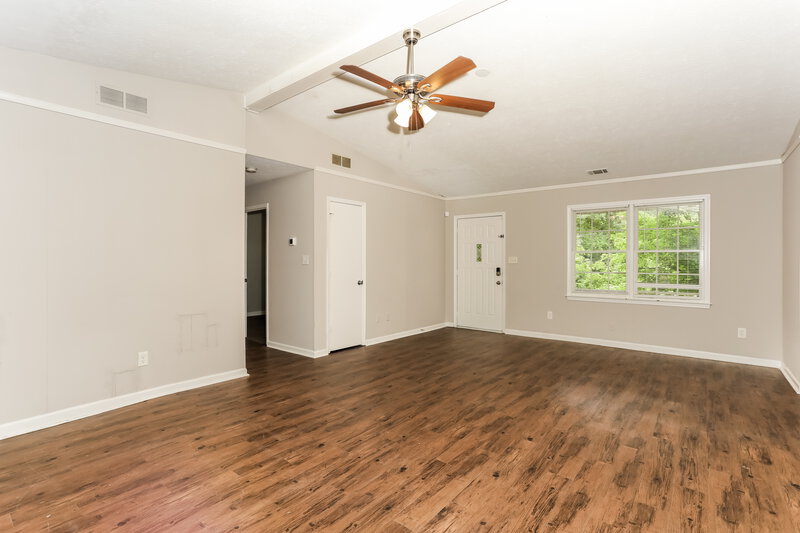 1,830/Mo, 6206 Shallow Creek Lane Douglasville, GA 30135 Living Room View 2