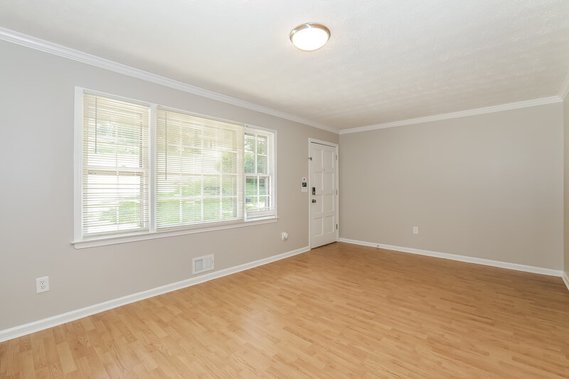2,370/Mo, 4447 Casco Way Lilburn, GA 30047 Misc View 4
