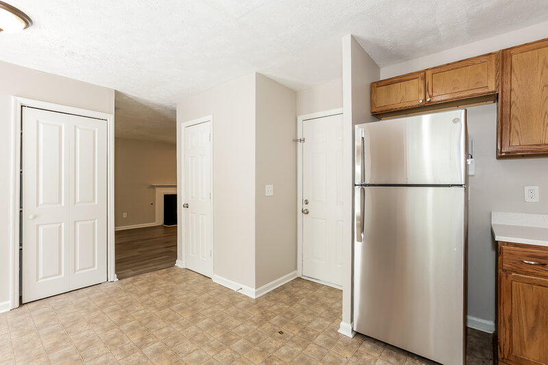 1,695/Mo, 5455 Brisbane Court Lithonia, GA 30038 Kitchen View