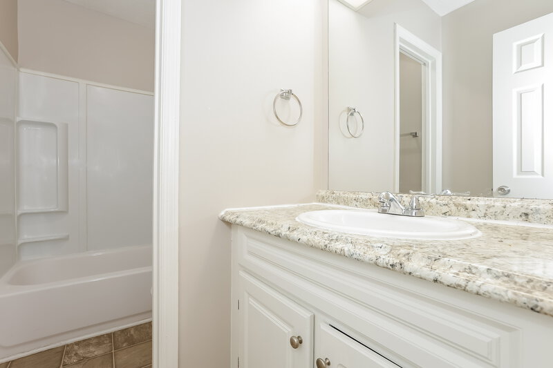 1,695/Mo, 5455 Brisbane Court Lithonia, GA 30038 Bathroom View 2