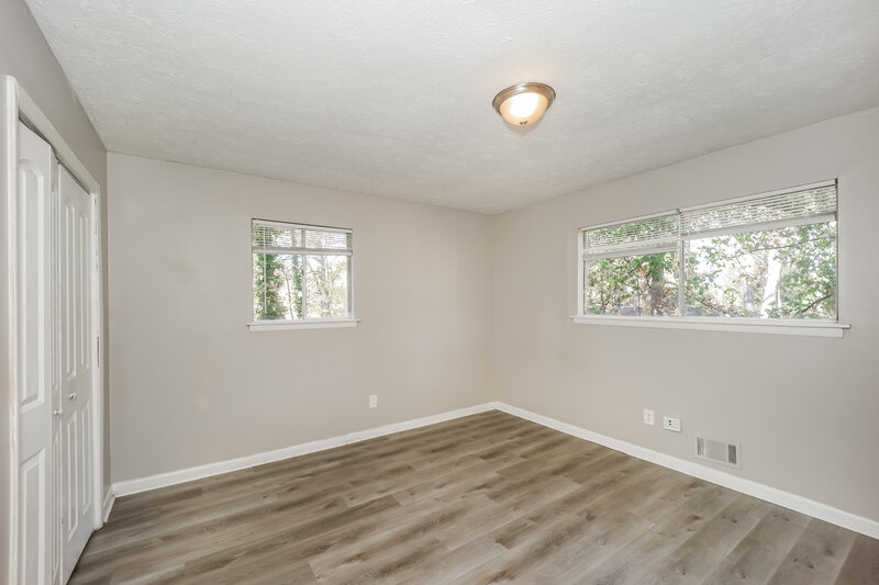 2,380/Mo, 7343 Mockingbird Court Riverdale, GA 30274 Main Bedroom View