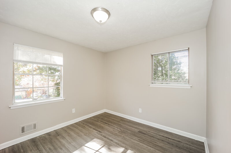 2,380/Mo, 7343 Mockingbird Court Riverdale, GA 30274 Bedroom View