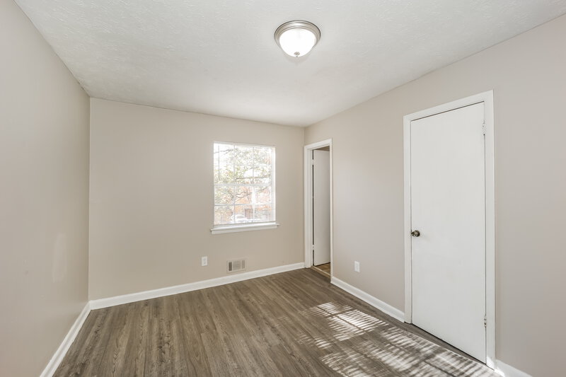 2,380/Mo, 7343 Mockingbird Court Riverdale, GA 30274 Bedroom View 2