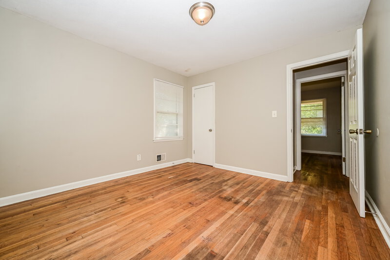 1,345/Mo, 4281 Oakview Drive Forest Park, GA 30297 Main Bedroom View