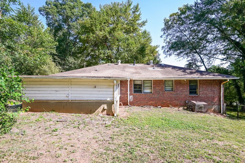 1,345/Mo, 4281 Oakview Drive Forest Park, GA 30297 Rear View