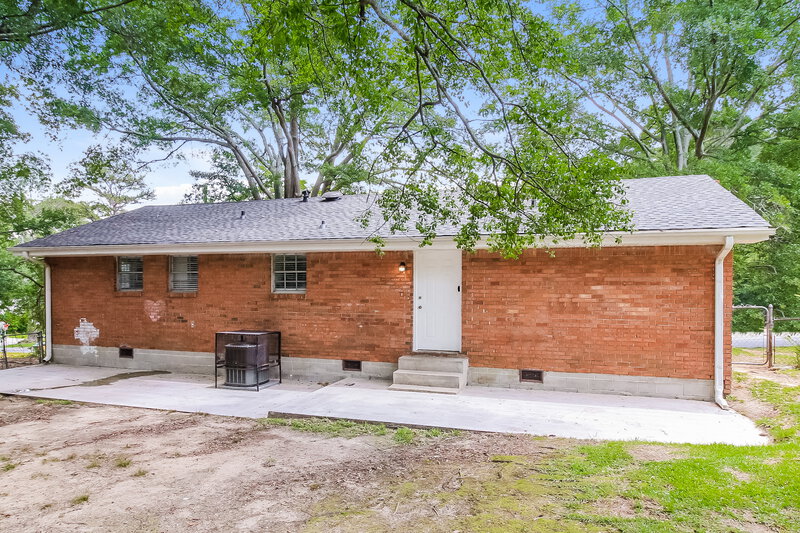 1,385/Mo, 1072 Laurel LN Conyers, GA 30012 Rear View 2