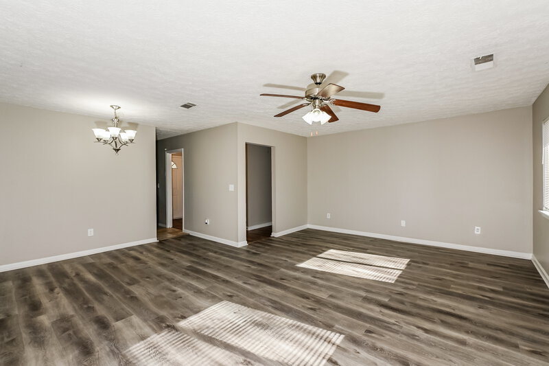 1,595/Mo, 4701 Lost Colony Court Stone Mountain, GA 30088 Living Room View 2