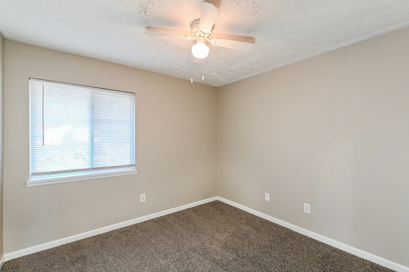 1,595/Mo, 4701 Lost Colony Court Stone Mountain, GA 30088 Bedroom View