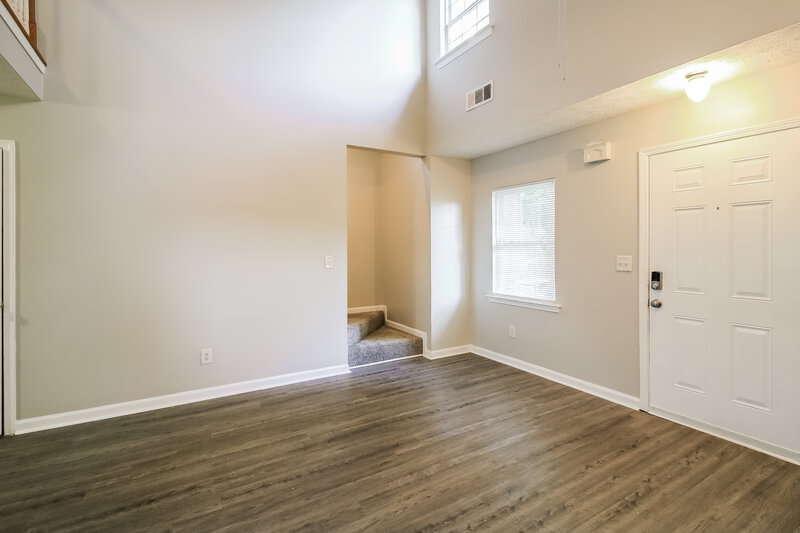 1,850/Mo, 4408 Jacobs Drive Snellville, GA 30039 Living Room View 2