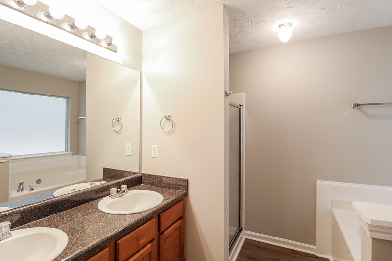 1,820/Mo, 4302 Marci Street Snellville, GA 30039 Main Bathroom View