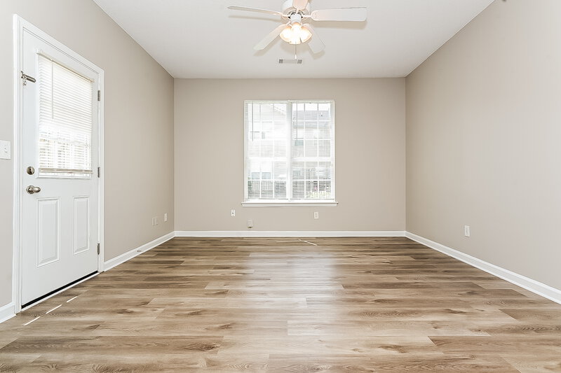 1,545/Mo, 11374 Michelle Way Hampton, GA 30228 Living Room View