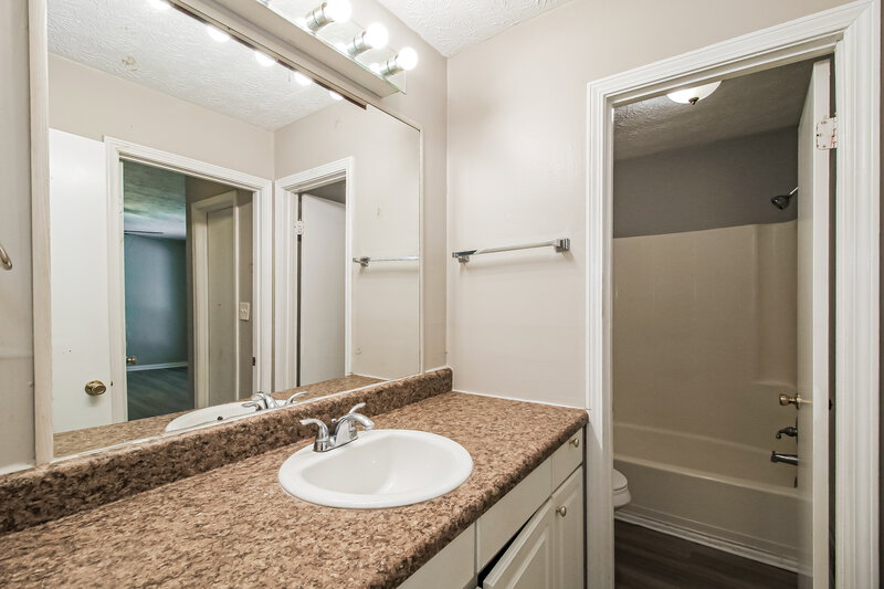 2,005/Mo, 9036 Sterling Ridge Lane Jonesboro, GA 30238 Bathroom View