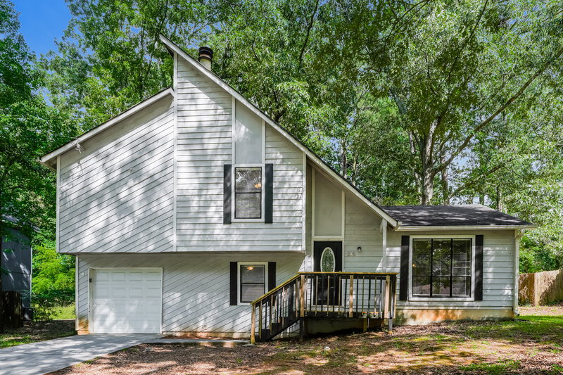 2,400/Mo, 1115 Forest Path Stone Mountain, GA 30088 External View