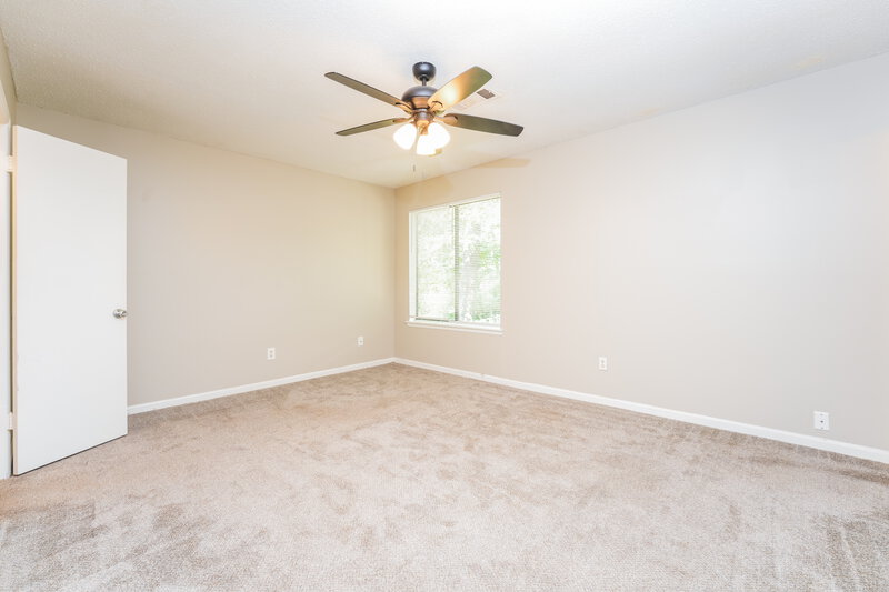 2,400/Mo, 1115 Forest Path Stone Mountain, GA 30088 Main Bedroom View