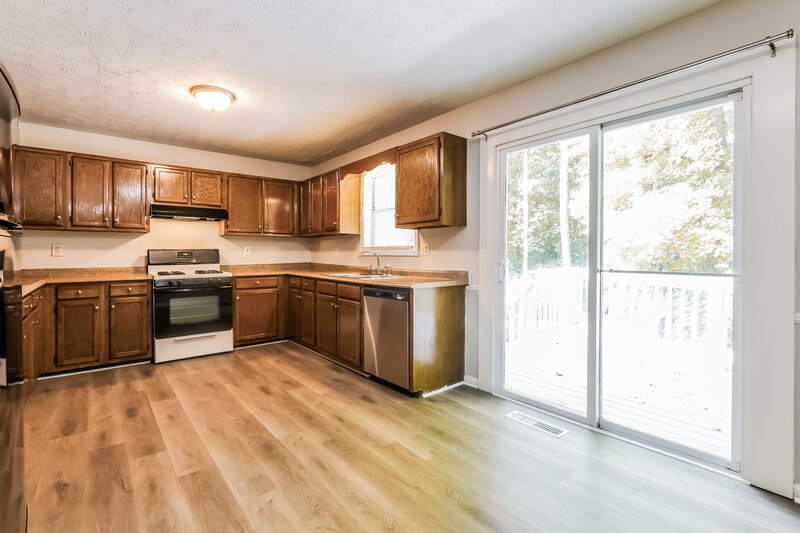 1,895/Mo, 3120 Revere Circle Snellville, GA 30039 Breakfast Nook View