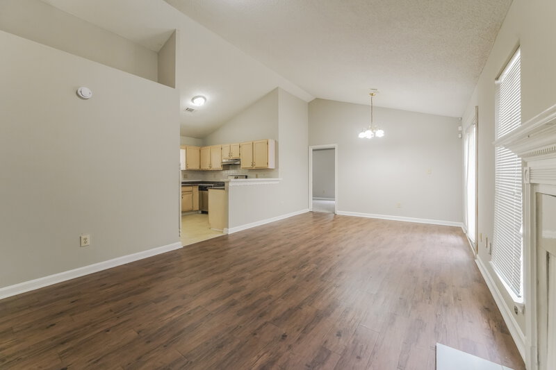 1,635/Mo, 1464 Cain Court N Douglasville, GA 30134 Living Room View 2