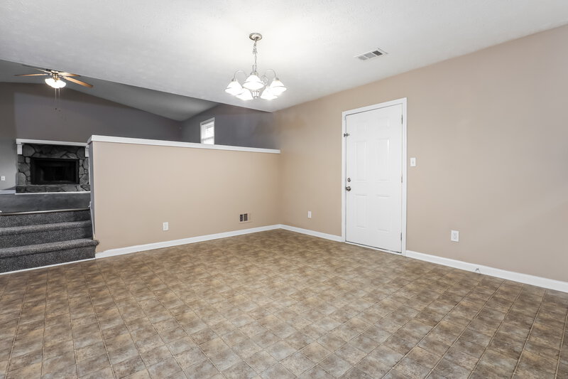 1,535/Mo, 7328 Camelot Court Riverdale, GA 30296 Dining Room View