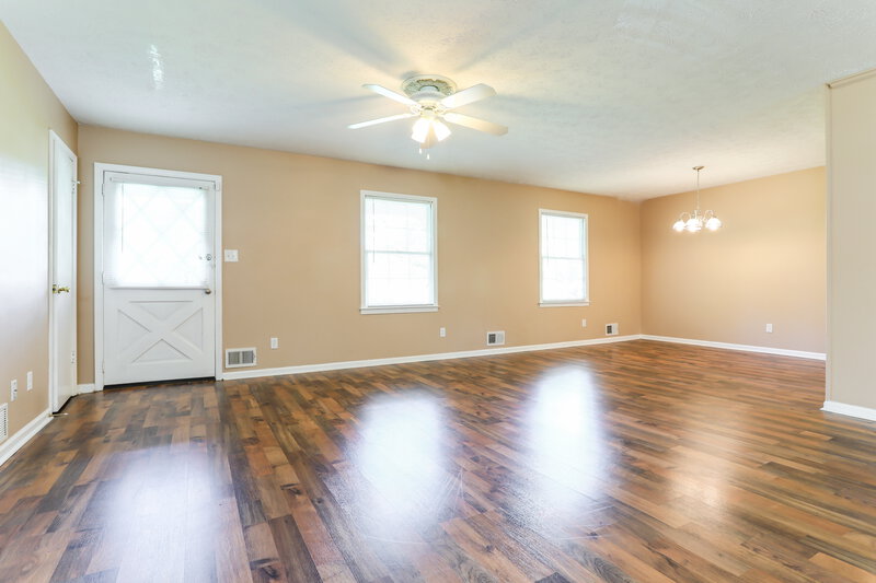 1,985/Mo, 2906 Elizabeth Lane Snellville, GA 30078 Living Room View 2