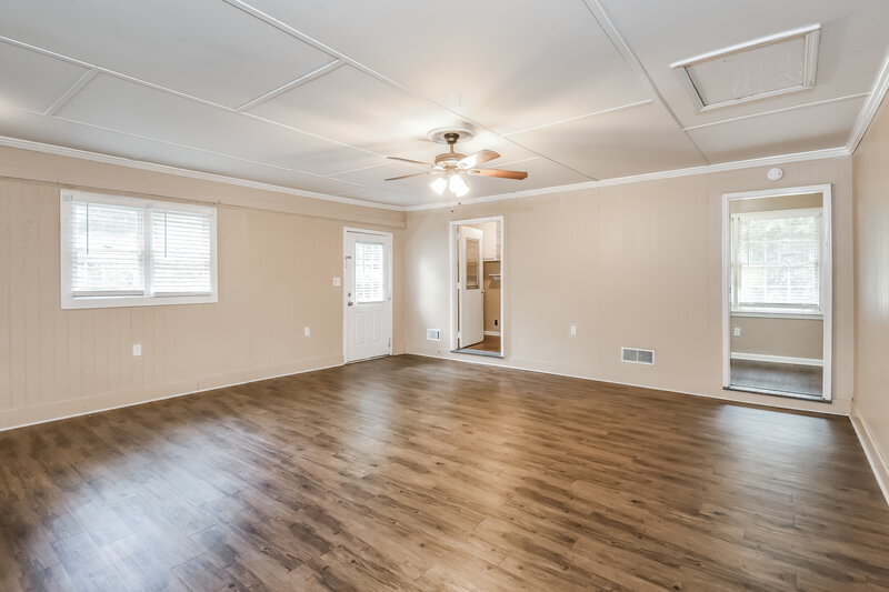 1,855/Mo, 2906 Elizabeth Lane Snellville, GA 30078 Family Room View