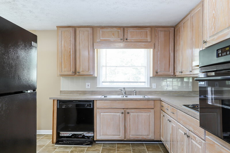1,985/Mo, 2906 Elizabeth Lane Snellville, GA 30078 Kitchen View