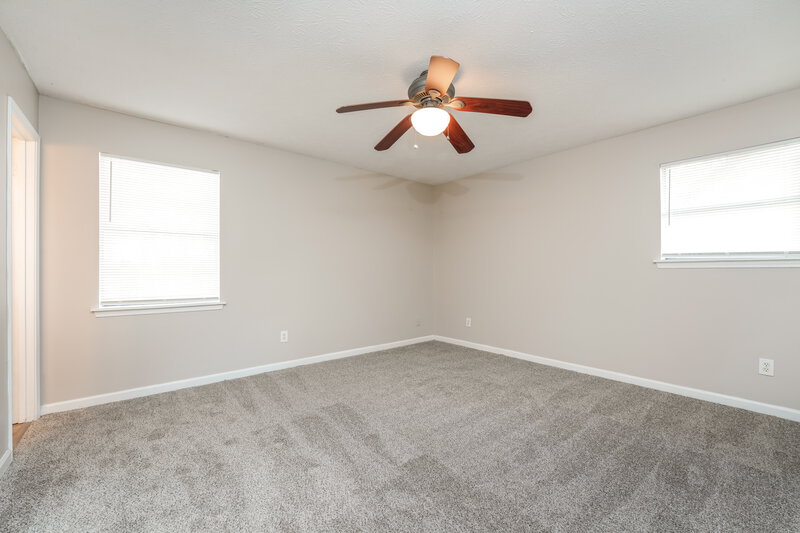 1,820/Mo, 4006 Tanglewood Road Snellville, GA 30039 Main Bedroom View